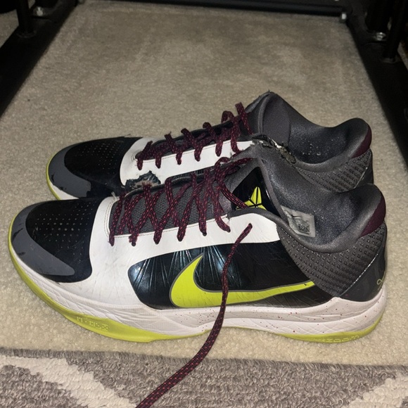 Size 15 Nike Kobe 5 protro chaos - Picture 5 of 8